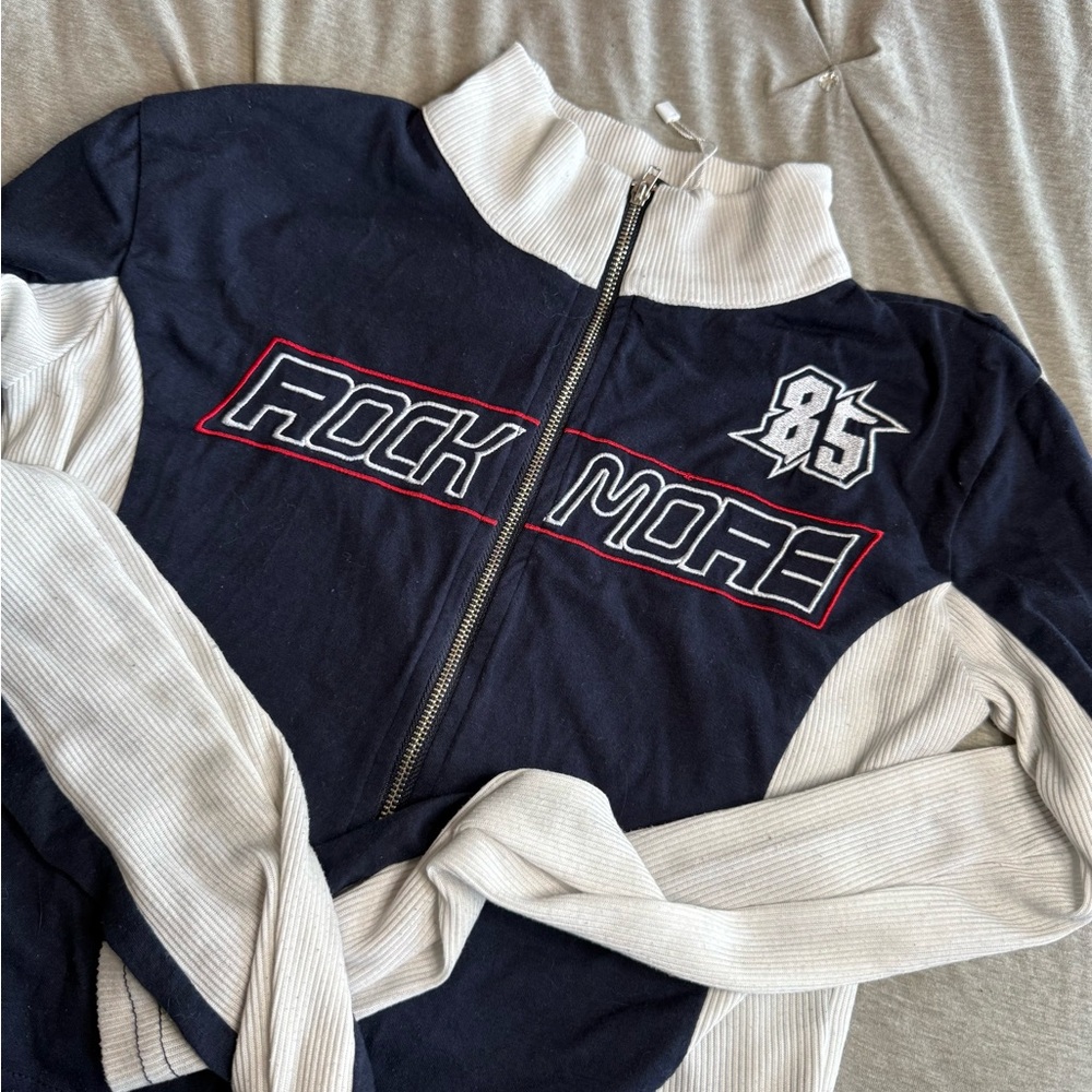 Blue and White Ski Jacket with Sporty Design